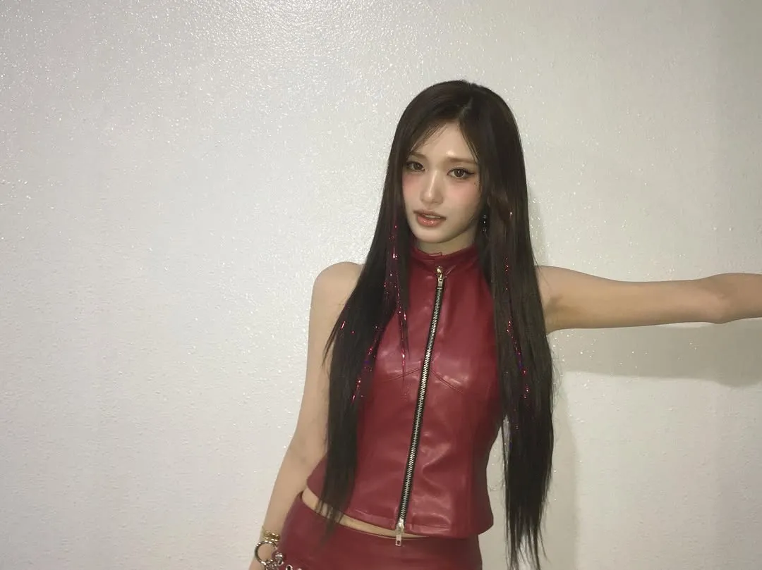 IVE, 李瑞, Instagram, 忙內, 成熟魅力, Blackhole