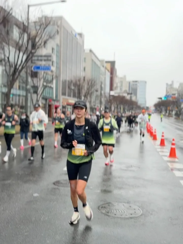 UEE, 半程馬拉松, 完賽, 馬拉松, 鋼鐵少女團