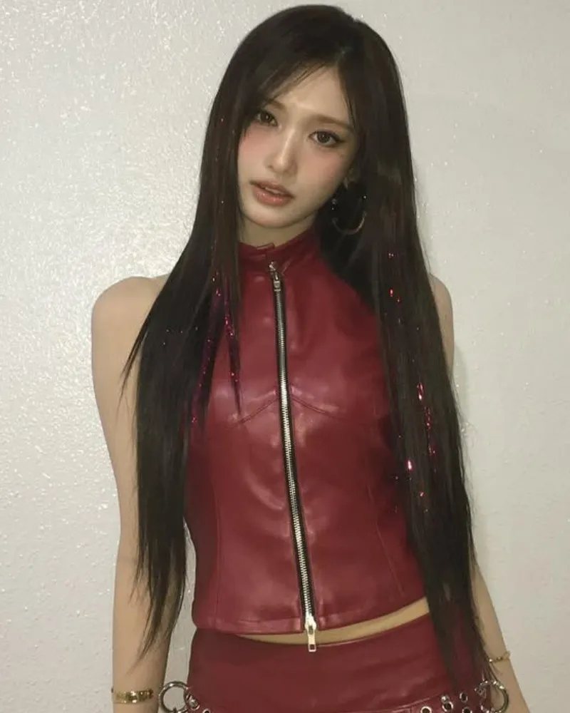 IVE’s Maknae Leeseo Stuns With Grown-up Visuals, Oozing Sophisticated Charm