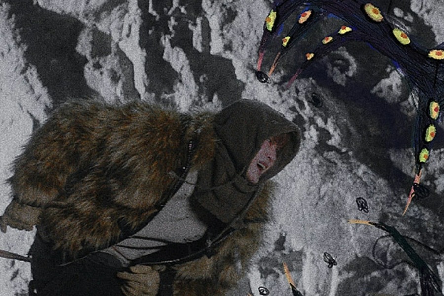 ONEW de SHINee revela el teaser del MV de 'TOUGH LOVE' con una escala abrumadora