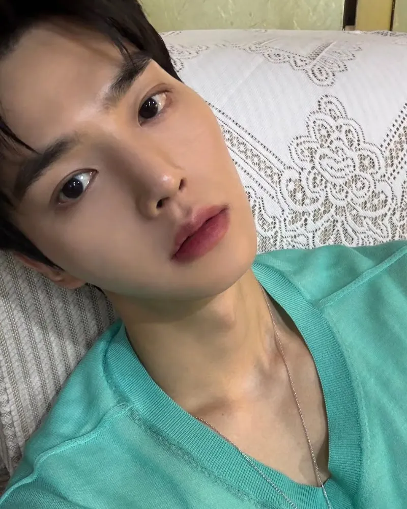 ‘Four Hands’ Star Song Kang Drops a Single Photo — Fans Are Losing It