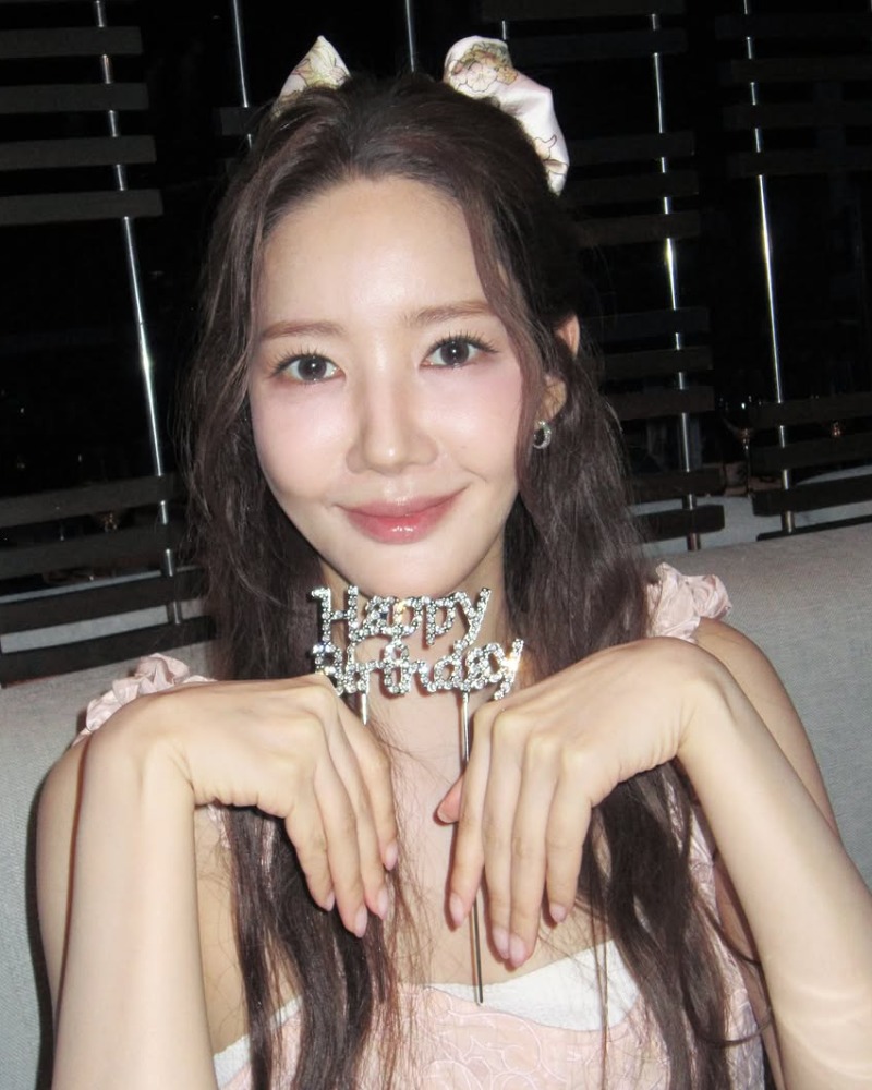 '39세' 박민영, 러블리한 생일 인증샷…"핑크 찰떡 소화"