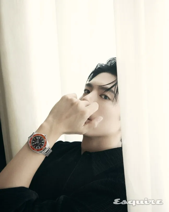 Park Bo-gum, Omega, ensaio, luxo, relógios, Esquire, revista