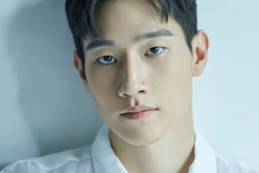 Sở hữu loạt dự án mới, Noh Sang-hyun ký hợp đồng độc quyền với HighZium, về chung nhà với Song Joong Ki và Kim Ji Won