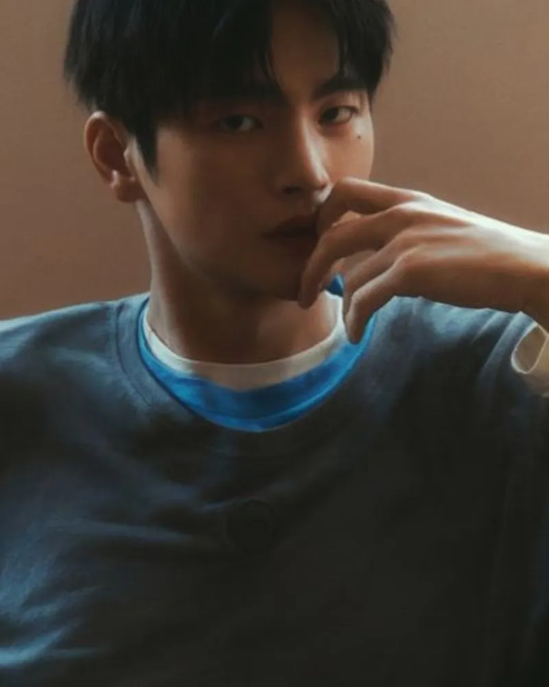 [Pictorial] Seo In-guk’s Boyfriend-Material Visuals Go Viral Ahead of ‘Boyfriend on Demand’