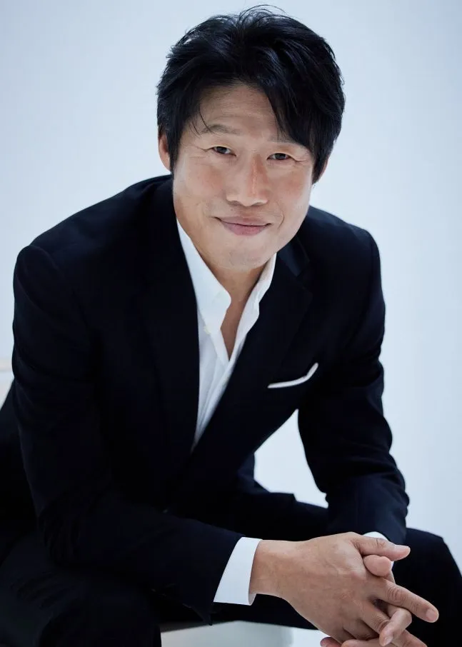 유해진, VAST엔터테인먼트, 영화, 배우, 계약