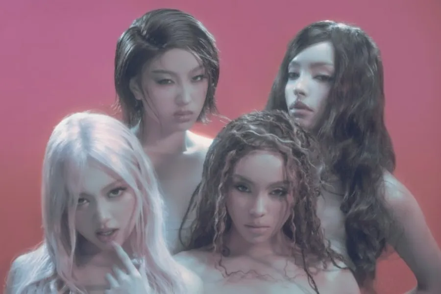 GIRLSET, o grupo global da JYP, faz comeback hoje (6) com o novo single 'Tweak'