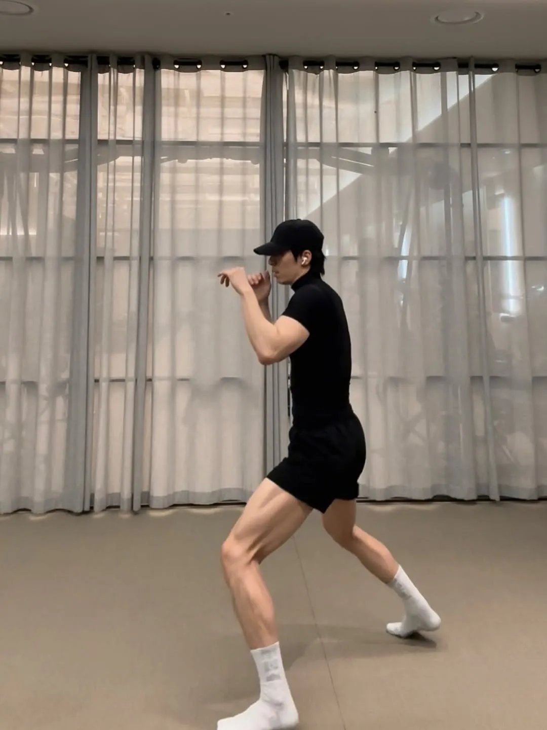 魏河俊, Instagram, 塞壬, 健身, 肌肉, 朴敏英