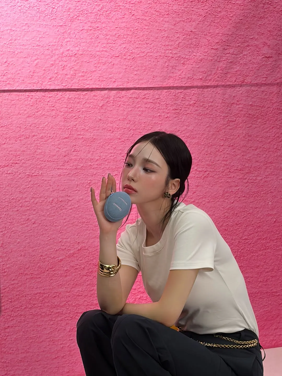 Karina, aespa, 丹寧造型, Instagram, 畫報, 幕後照