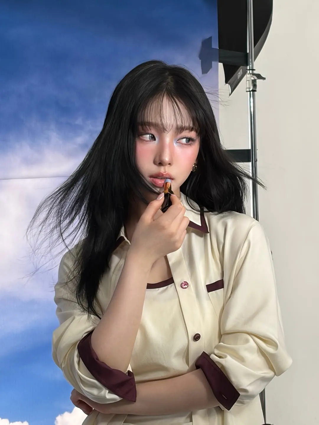 Karina, aespa, 丹寧造型, Instagram, 畫報, 幕後照