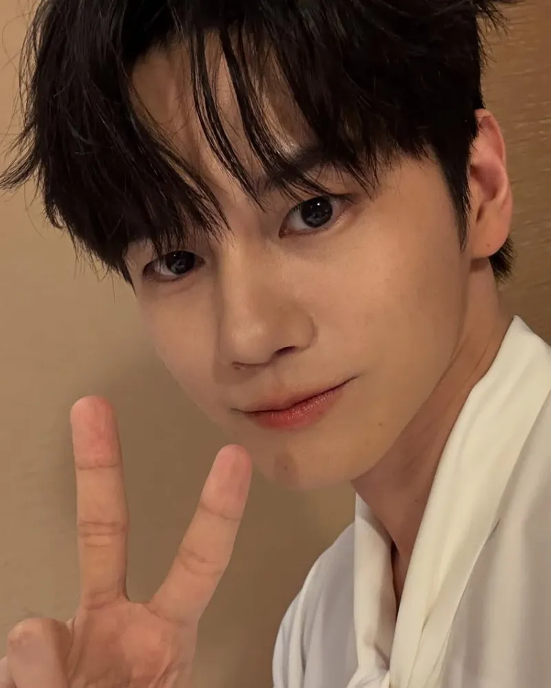 “王子殿下”邕圣祐，粉丝见面会未公开花絮大放送…直击粉心