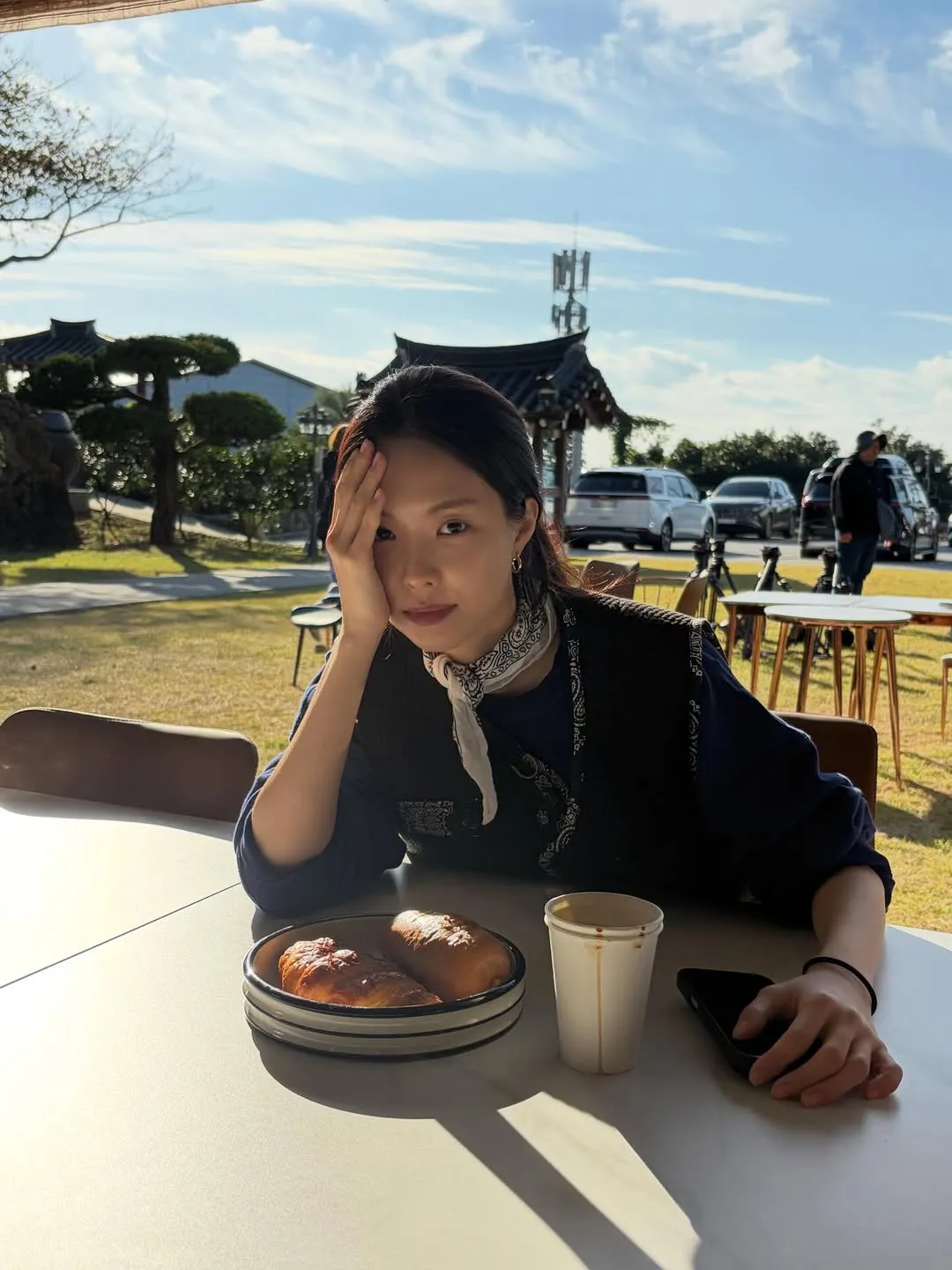 孙娜恩, Instagram, 酒店妖怪, 评论, 偶像