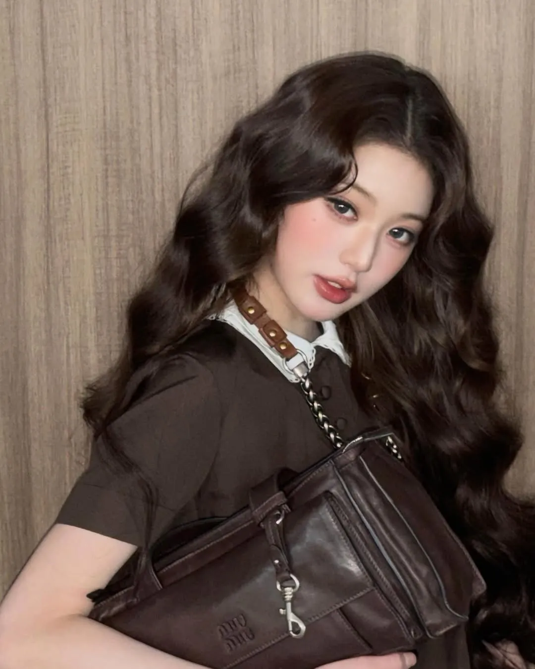 IVE, Jang Wonyoung, Miu Miu, Instagram, REVIVE+, princesa