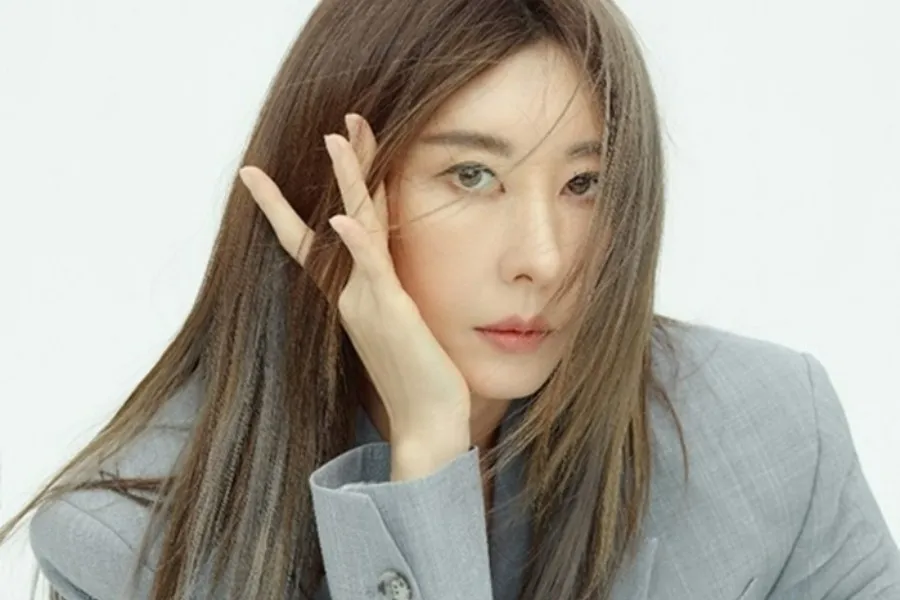 Kim Wan-sun Referred to Prosecutors Over Alleged Unregistered Agency Operation