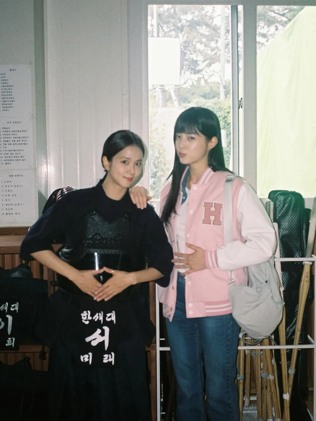 블랙핑크, 지수, 인스타그램, 새내기, 넷플릭스, 월간남친, 서강준, 드라마