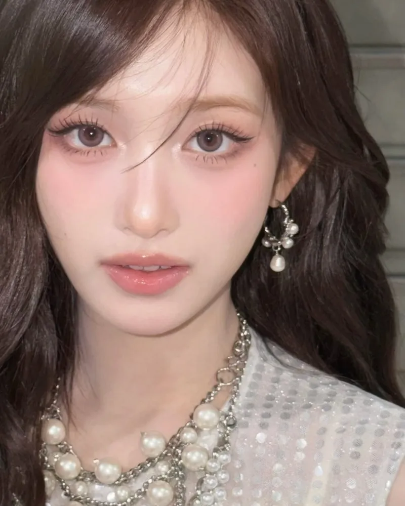 '스무 살' 아이브 이서, 숨 막히는 미모…'순둥' 막내미 공존