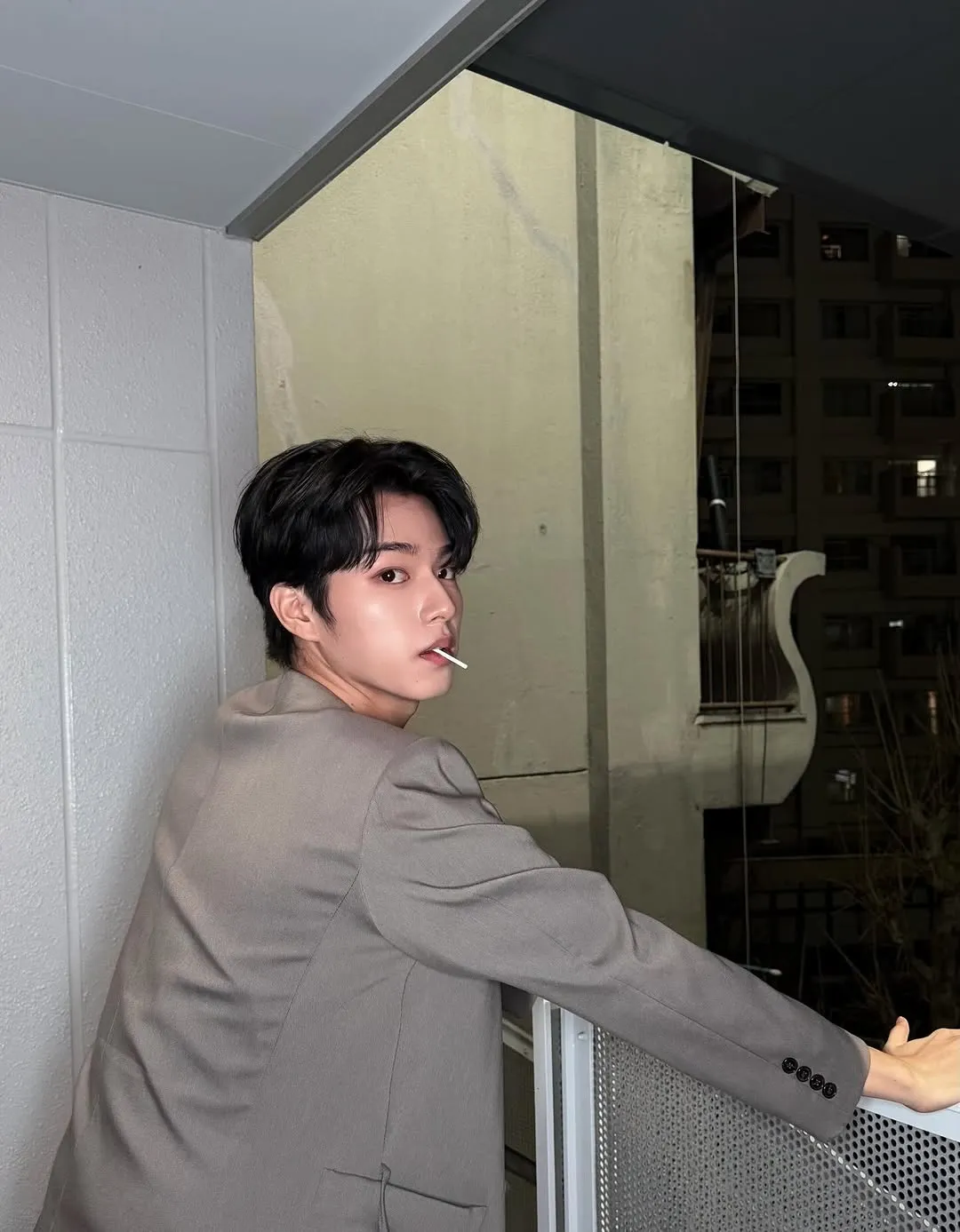 Lee Jin-woo, ator, Instagram, KBS, Simu-myeon Yeonriri, drama, GHOST9