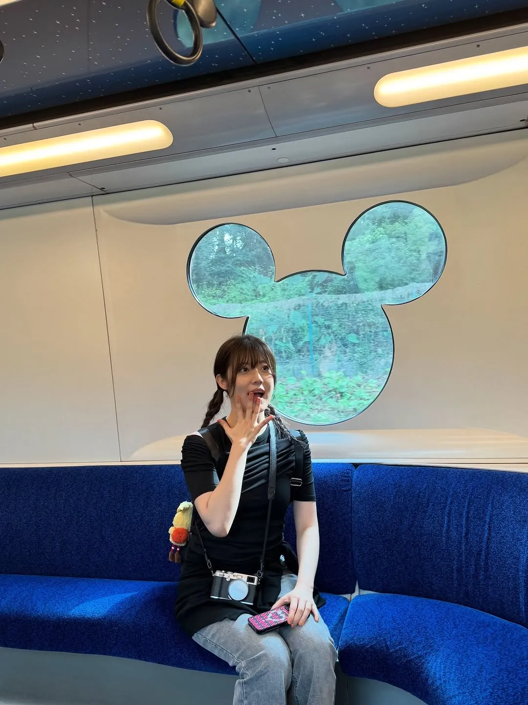 南志铉, Instagram, 迪士尼乐园, KBS, 亲爱的盗贼啊, 电视剧, 文相敏