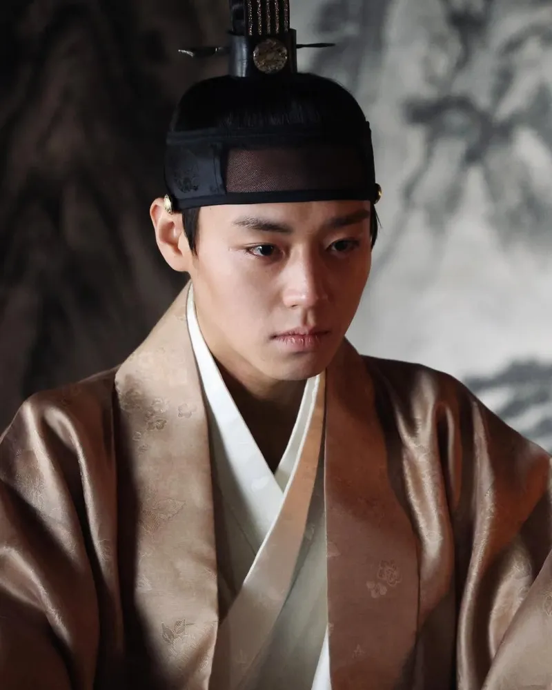 「千萬演員」朴志訓，隨時要落淚…「光看照片就心酸」