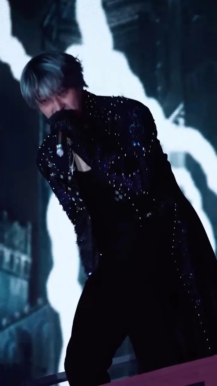 ATEEZ, Idol, World Tour, Fan Meeting, Instagram