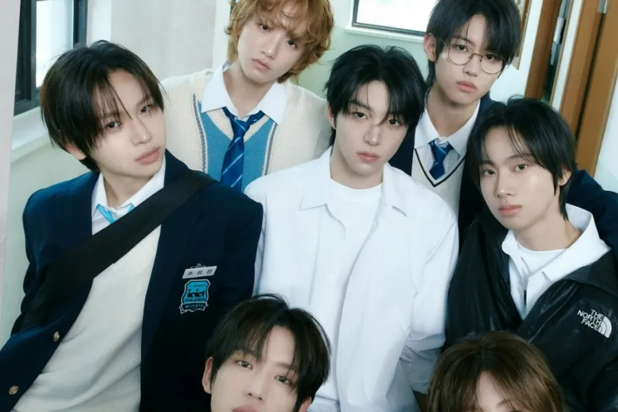 '스타쉽 신인' 아이딧, 교복 입고 위딧 찾는다…4월 첫 팬콘 개최