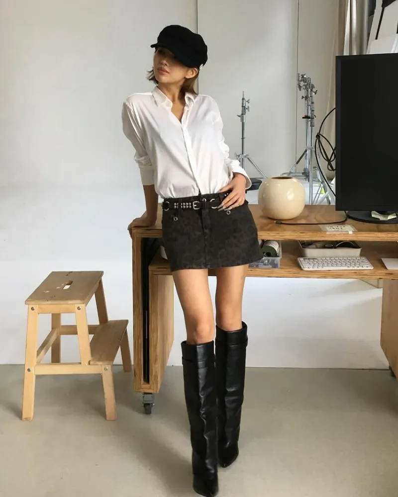 전소연, '소두+우월한 다리길이' 과시…완벽한 황금 비율