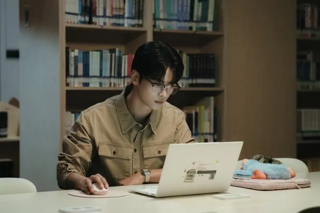 Coupang Play, 爱情的绝对值, 车学沇, 金香起, 青春校园系列