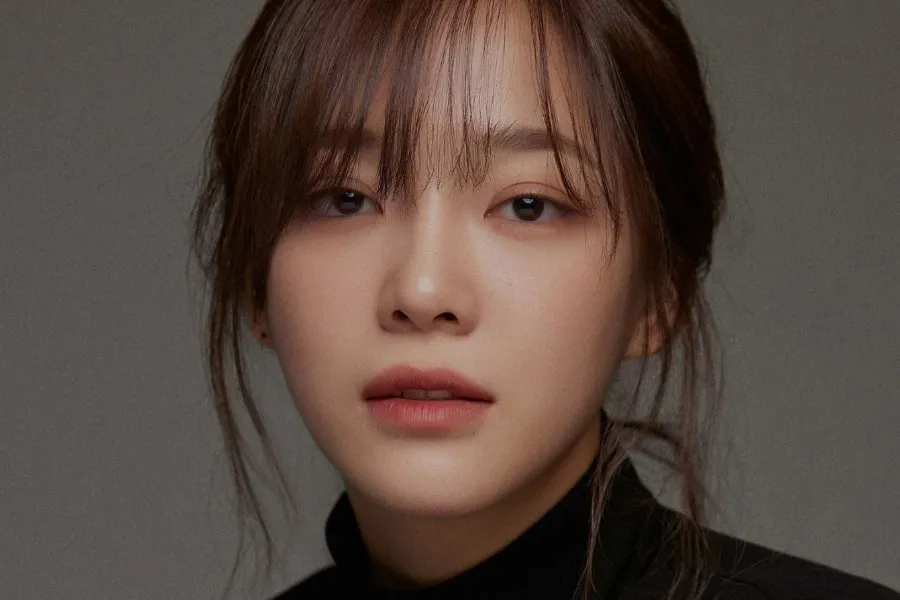Kim Sejeong assina contrato exclusivo com a BH Entertainment... na mesma agência que Lee Byung-hun e Kim Go-eun