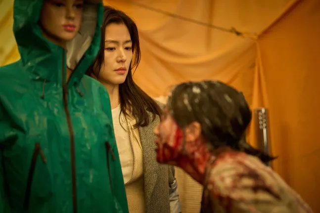 Jun Ji-hyun, Gunchê, retorno às telonas, surto de infecção, drama de sobrevivência