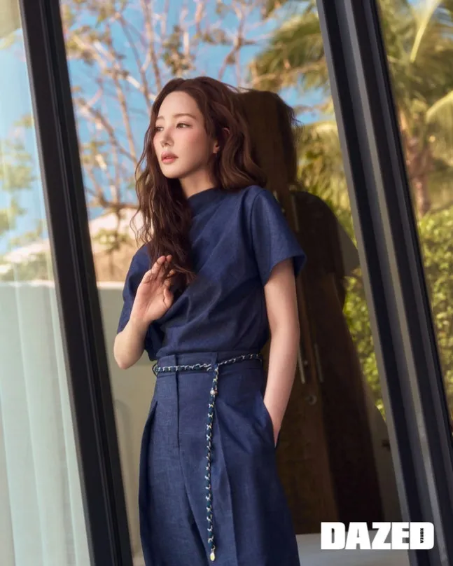 Park Min-young, Phuket, Tailândia, Siren, ensaio fotográfico, fashionista