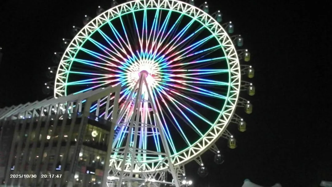 Wajib simpan foto berdua ini ♥… Selfie pantai super manis Han Ji-min dan Park Sung-hoon dari 'Mihonnamnyeo'
