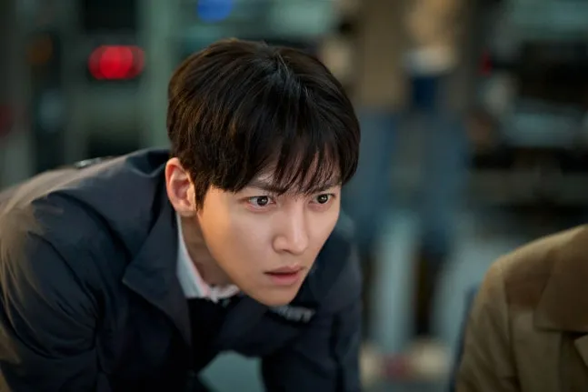 Ji Chang-wook, colonia, Yeon Sang-ho, brote de infección, estreno