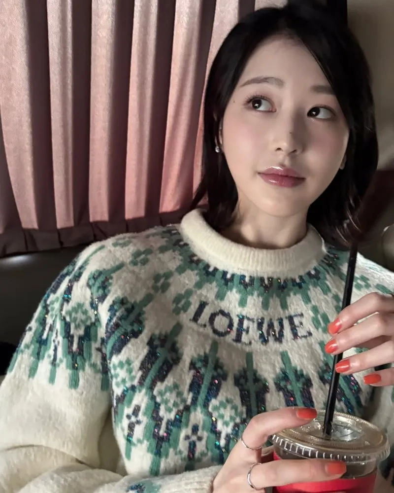 'พี่สาวของจางวอนยอง' จางดาอา กระแสคอมเมนต์ถล่มทลายว่า "หน้าเหมือนน้องมาก"