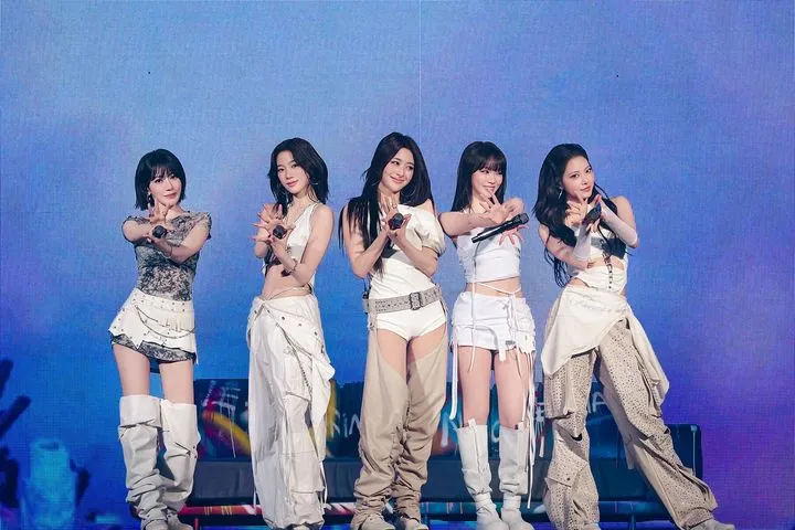 LE SSERAFIM, Studio album, CELEBRATION, PUREFLOW, Celebration, UNFORGIVEN