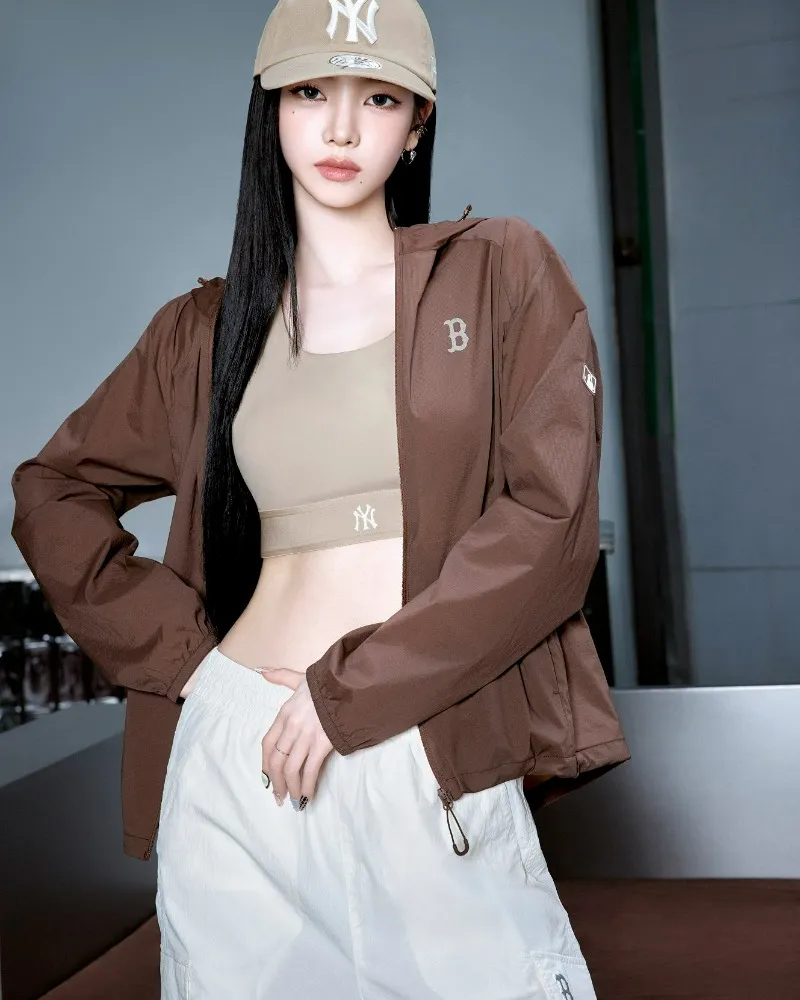 [畫報] aespa Karina，螞蟻腰＋腹肌超吸睛