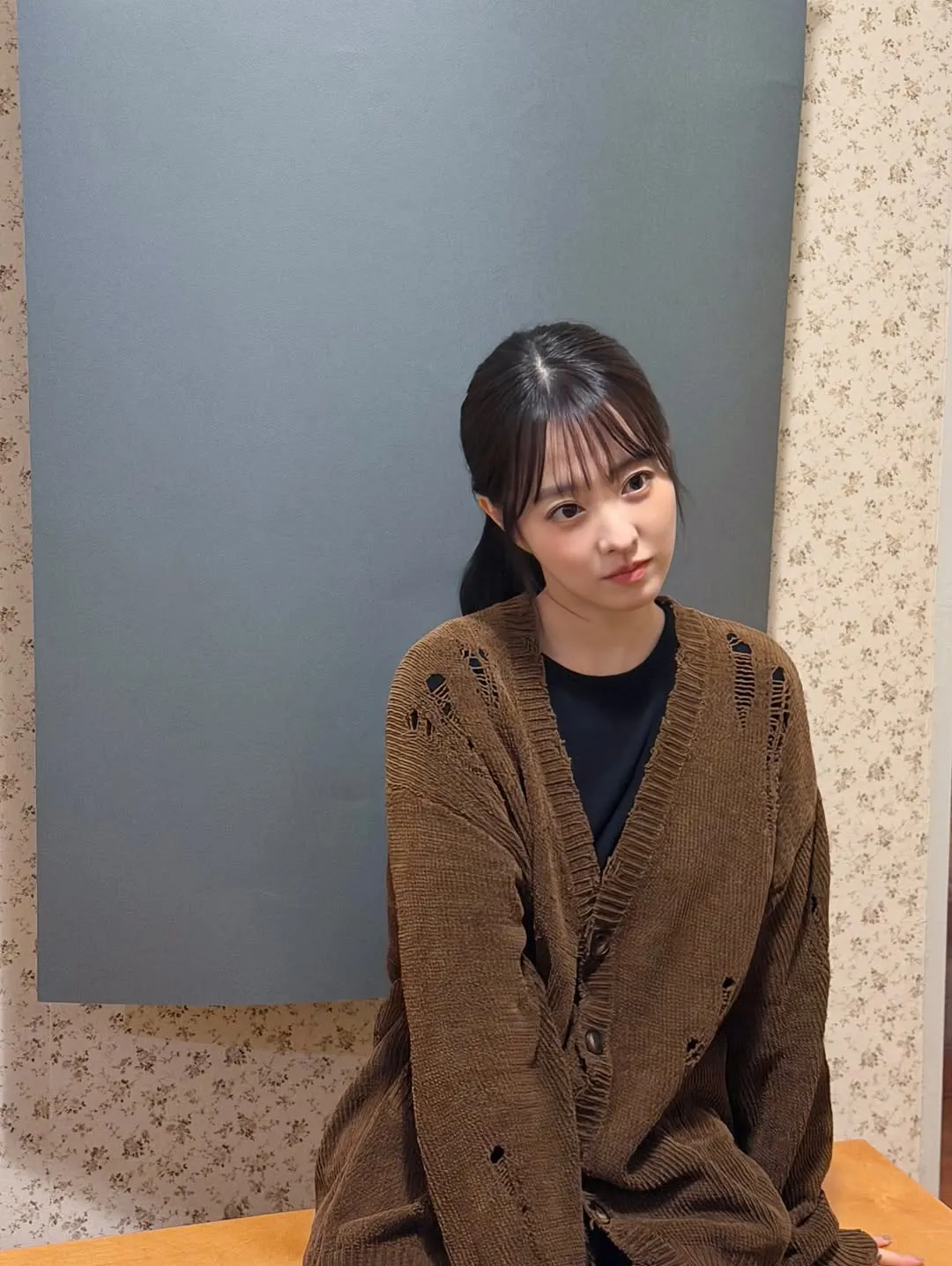 Park Bo-young, Instagram, Selfies, Baby-faced, Gold Land