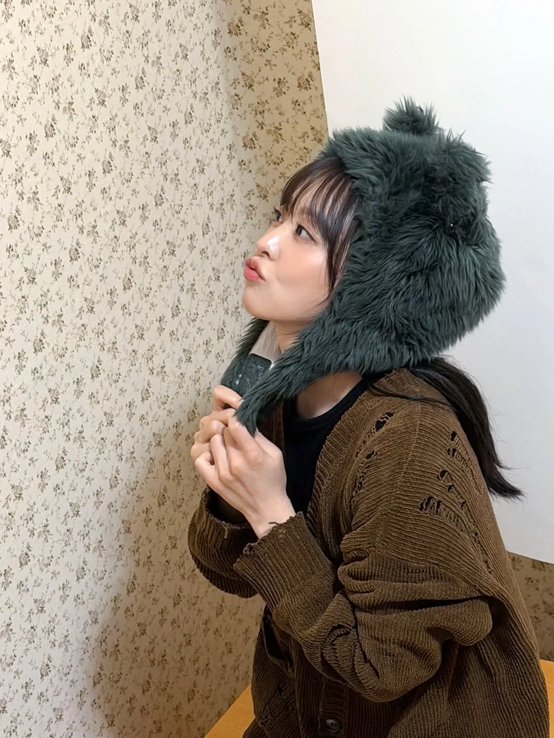 Park Bo-young, Instagram, Selfies, Baby-faced, Gold Land