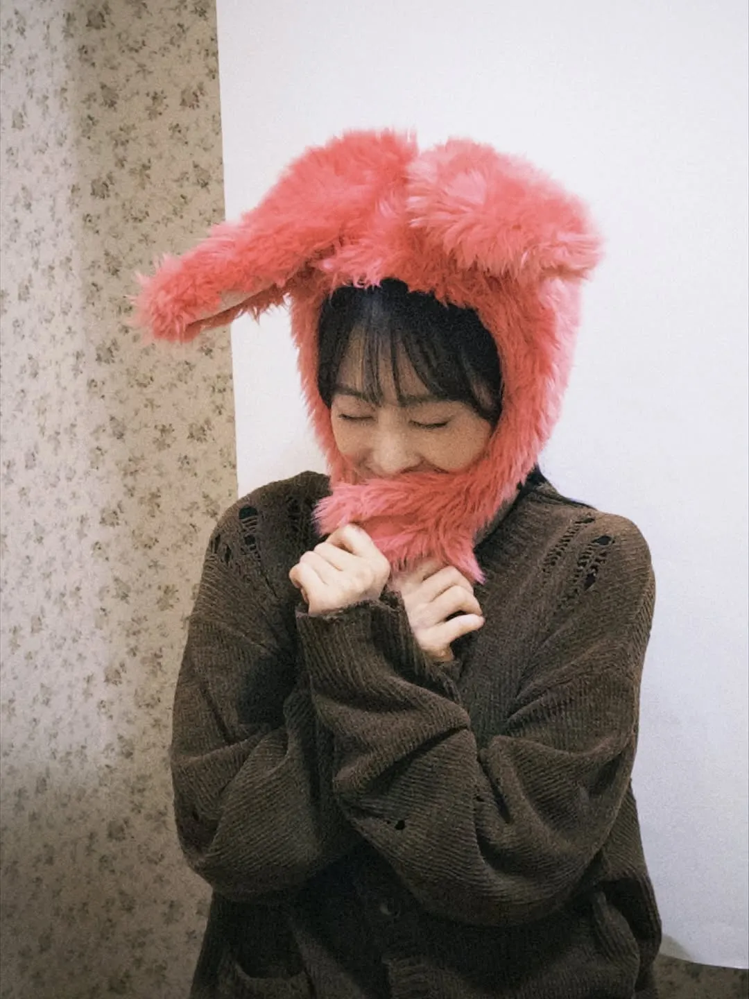 Park Bo-young, Instagram, Selfies, Baby-faced, Gold Land