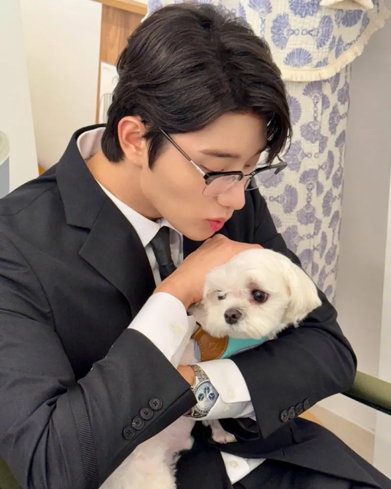 キム・ジェウォン