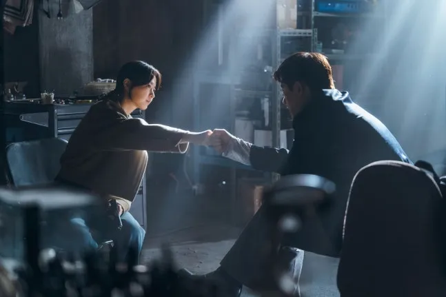 Disney+, Goldland, Kim Hee-joo, 150 tỷ won, Woo-gi