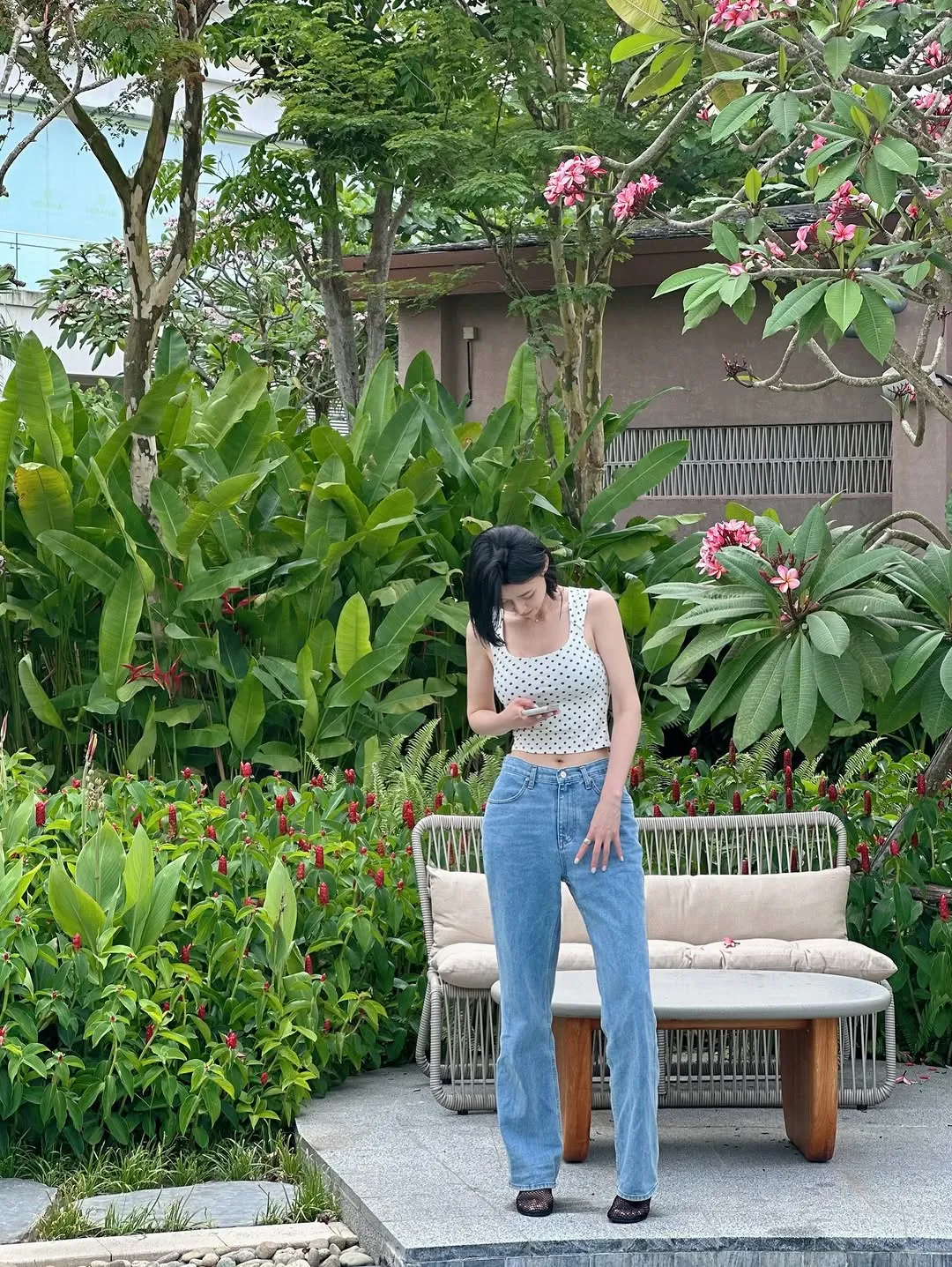 權娜拉, Instagram, 美貌, 身材, Knock Off