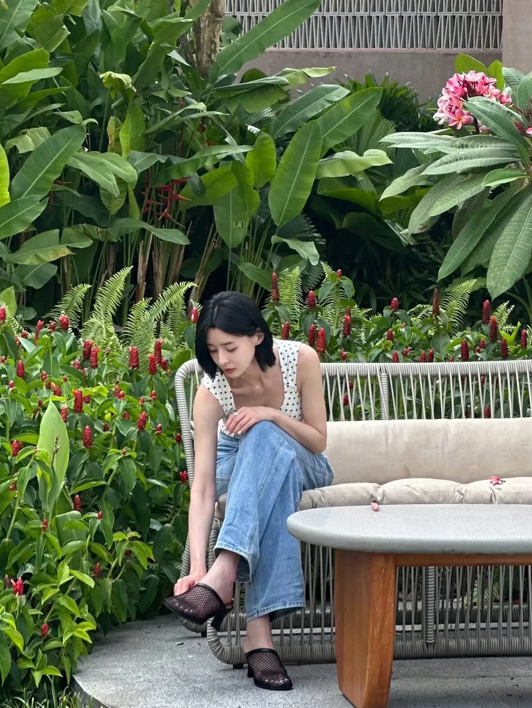 權娜拉, Instagram, 美貌, 身材, Knock Off