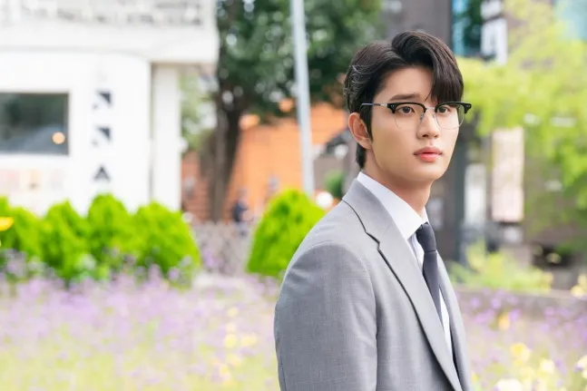 แย่งคิมโกอึนจนมีเรื่อง? จับภาพ ‘ยูมิ 3’ คิมแจวอน vs ชเวแดเนียล ถึงขั้นลงไม้ลงมือ