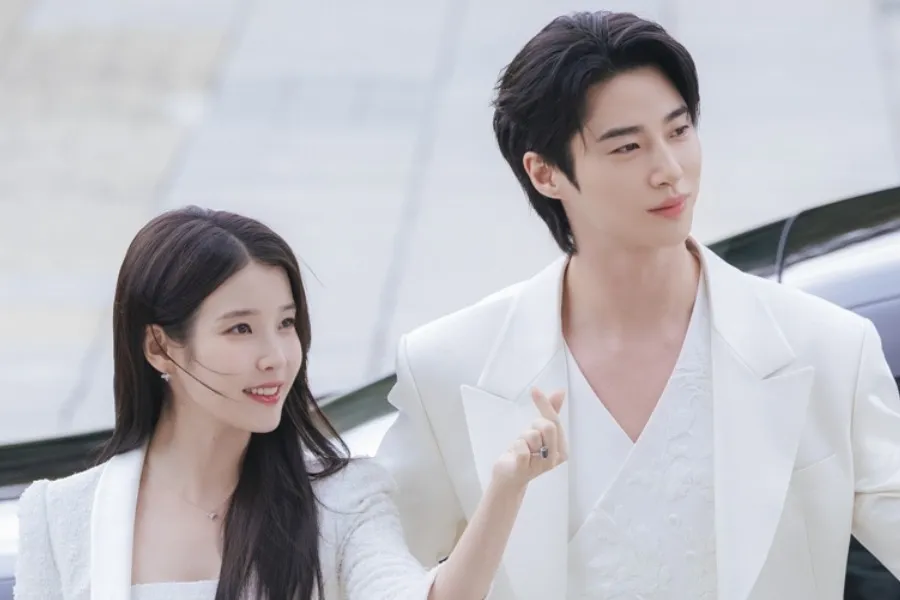 IU y Byeon Woo-seok encienden su "vida de recién casados": el romance entra en su segunda mitad