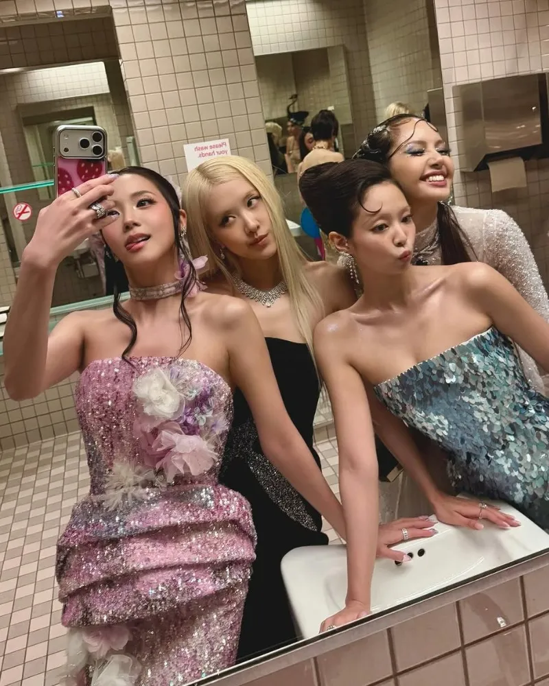 BLACKPINK's Jisoo Drops 'Met Gala' Selfie Amid 'Unreturned Outfits' Controversy