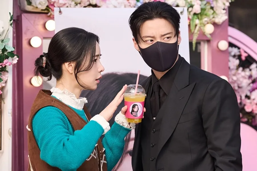 ‘Brave New World’ Nam-joon Heo sends a coffee truck to Ji-yeon Lim — fans’ heart-flutter meter soars