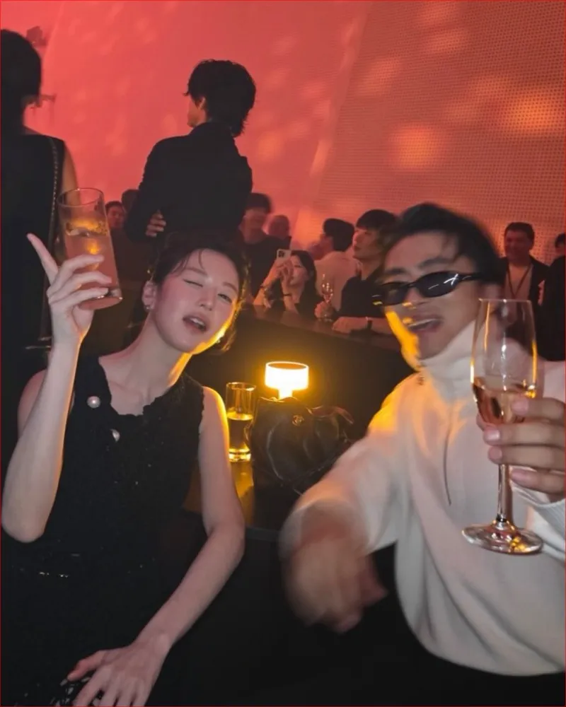 『モジャムサ』のク・ギョファン＆コ・ユンジョン、写真からして笑わせる…“キュートなケミ”