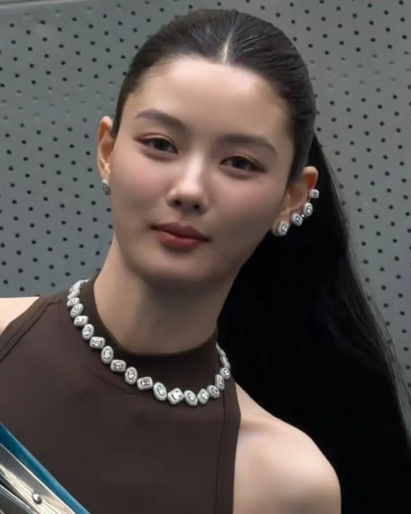 '고혹미' 김유정, 독보적 여왕 아우라…"이게 B컷?"