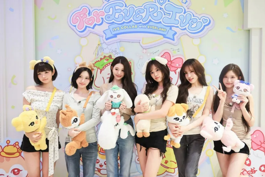 IVE berkolaborasi dengan Everland, luncurkan merch edisi terbatas dari gantungan kunci hingga name tag