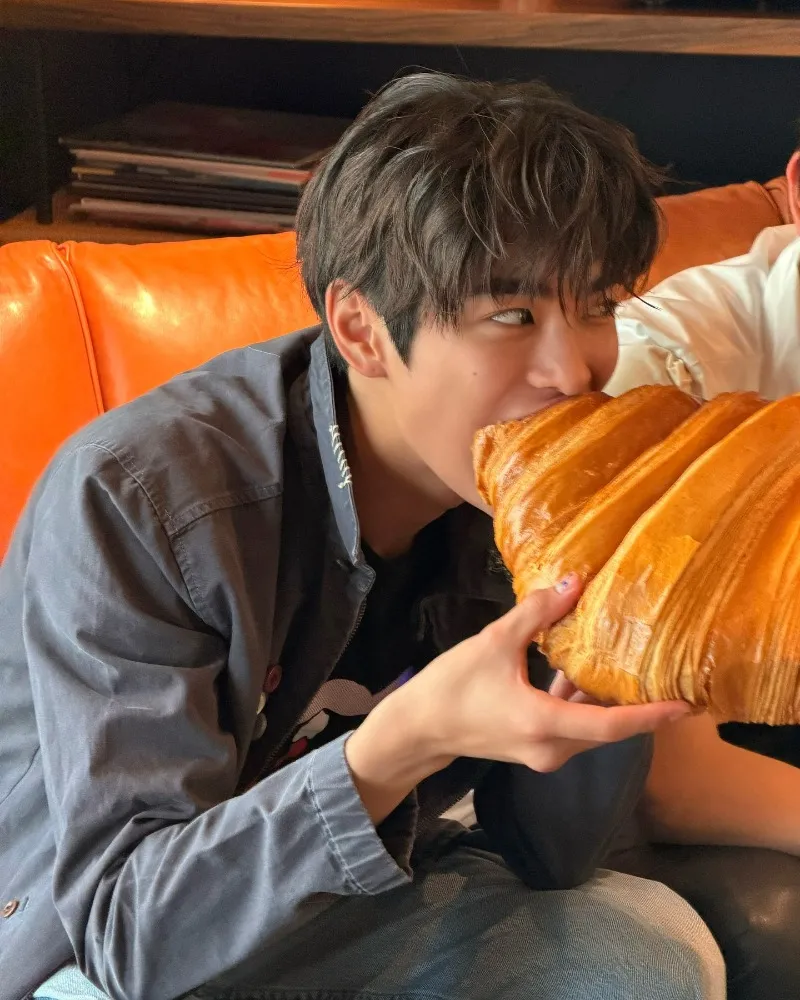 Is This For Real? Cortiz Swallows a Giant Croissant in Playful New Update